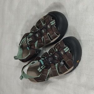 Keen Gray Mint Green Hiking Sandals Shoes Ankle Strap Size Women's 9.5